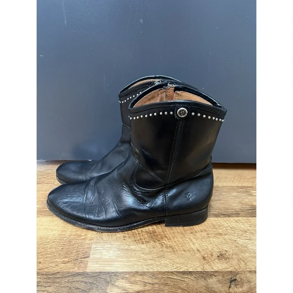 Frye Melissa Studded Short Black Leather Boots Size 8